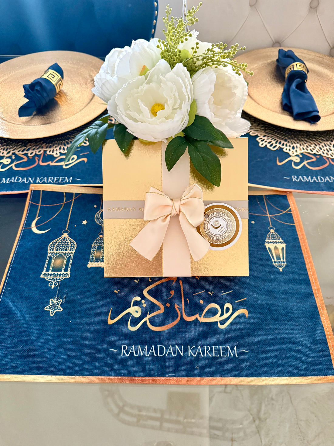 Luxury Medjool Date box(white)